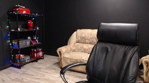 Misha Winchester online show from December 2024 03:58:01 PM