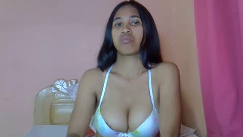 Snapshot of mihpretties chatting on February 2026 08:12:01 AM mihpretties online show from February 2026 08:12:01 AM