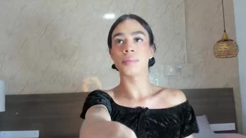 Snapshot of miia03 chatting on March 2026 12:09:01 PM Miia online show from March 2026 12:09:01 PM