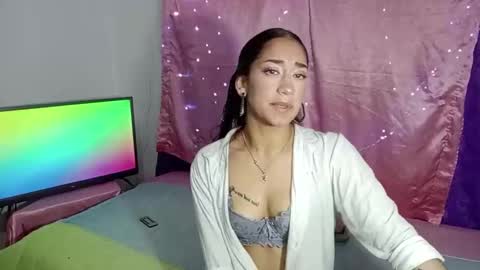 Snapshot of miia__strog chatting on November 2025 06:32:01 PM Mmia strog online show from November 2025 06:32:01 PM