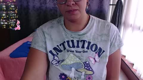 Snapshot of miia_big1boobs chatting on November 2025 07:48:02 PM miia big1boobs online show from November 2025 07:48:02 PM