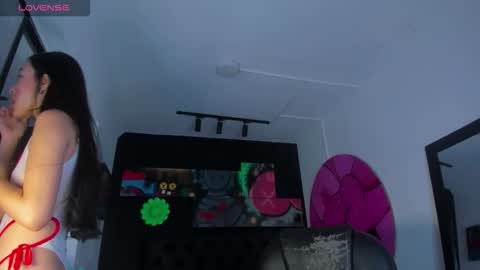 Snapshot of miia_bratz chatting on February 2026 07:31:01 PM miia_bratz online show from February 2026 07:31:01 PM