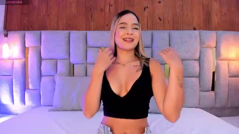 Mia  online show from June 2026 12:13:02 PM