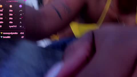 Miia Schwarz  online show from December 2024 05:25:01 PM