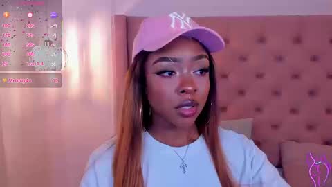 Miia Schwarz  online show from September 2025 01:17:01 AM