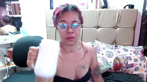 Snapshot of miia_spencer_ chatting on January 2025 03:39:01 PM miia online show from January 2025 03:39:01 PM