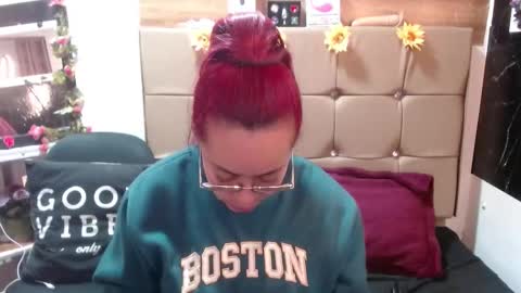 miia online show from October 2025 06:47:02 PM