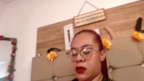 miia online show from April 2026 09:28:02 PM