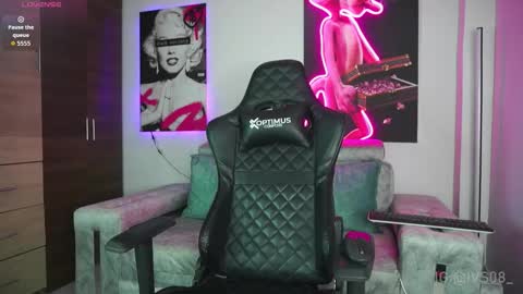 Snapshot of miiakarter_ chatting on October 2025 07:30:02 PM MIA online show from October 2025 07:30:02 PM