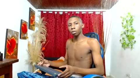 milo online show from February 2026 09:48:02 PM