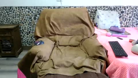 Miilu74 online show from June 2026 05:34:02 PM