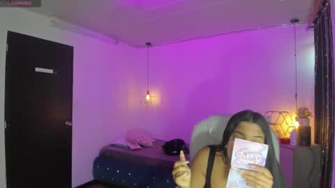 miiss_greyy online show from September 2025 11:53:02 AM