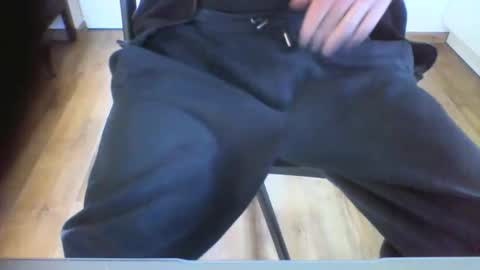 Snapshot of mik116 chatting on September 2025 01:11:01 PM mik online show from September 2025 01:11:01 PM