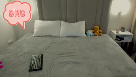 Mika online show from March 2026 02:06:02 AM