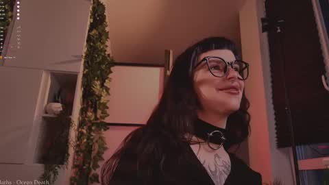 Snapshot of mika_moon_ chatting on October 2025 01:28:01 PM mika_moon_ online show from October 2025 01:28:01 PM