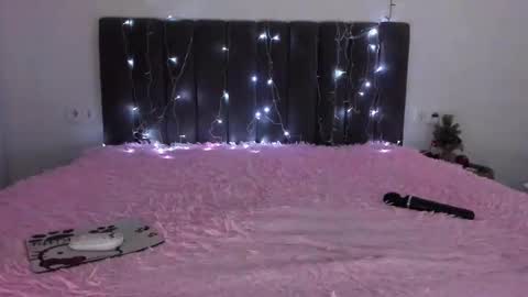 Mika online show from December 2024 11:10:01 PM