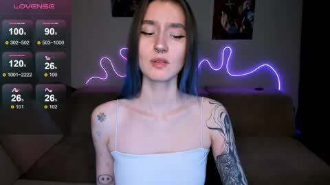 Snapshot of mika_reid chatting on March 2026 08:29:02 AM Mika online show from March 2026 08:29:02 AM