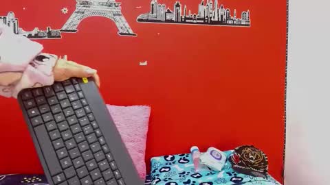 mikaela303av online show from November 2025 04:44:01 AM