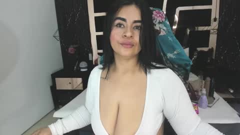 Mikaela Lust online show from January 2025 02:14:01 PM