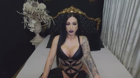 Mikaela online show from February 2026 05:15:01 AM