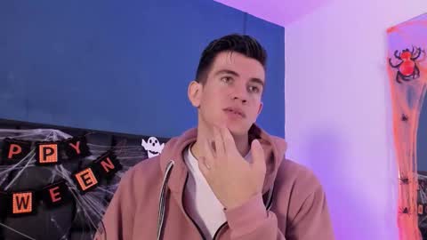 Snapshot of mikaelslow chatting on November 2025 04:15:02 AM mikael online show from November 2025 04:15:02 AM