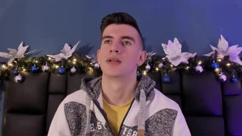 Snapshot of mikaelslow chatting on November 2025 06:06:02 AM mikael online show from November 2025 06:06:02 AM