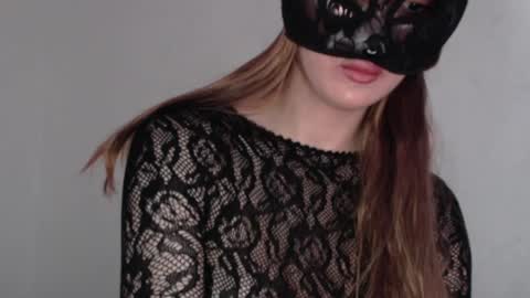 Snapshot of mikahdos chatting on January 2025 11:11:01 AM SORAYA online show from January 2025 11:11:01 AM