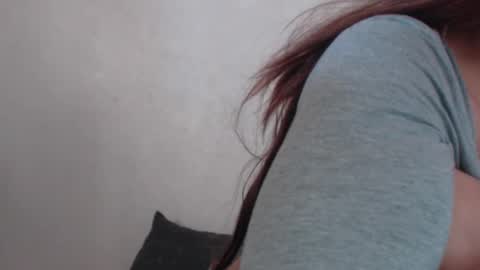 Snapshot of mikahdos chatting on December 2025 11:27:02 AM SORAYA online show from December 2025 11:27:02 AM