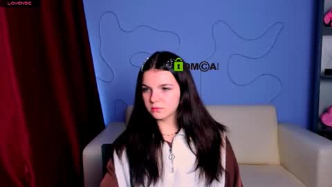 Snapshot of mikameovv chatting on November 2025 12:04:02 PM Mika online show from November 2025 12:04:02 PM