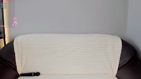 Snapshot of mikasssu chatting on October 2025 10:56:02 AM mikasssu online show from October 2025 10:56:02 AM