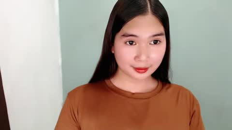 Snapshot of mikayla_slut chatting on September 2025 06:01:02 AM Kyla online show from September 2025 06:01:02 AM