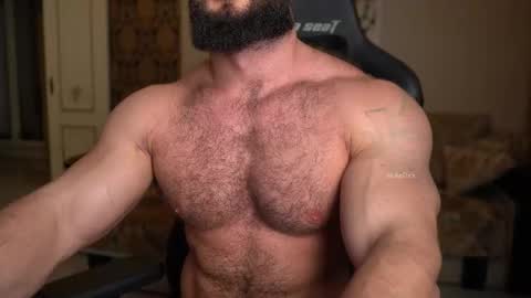 Snapshot of mike0xx chatting on November 2025 12:37:02 PM mike0xx online show from November 2025 12:37:02 PM