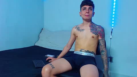 Snapshot of mike777jr chatting on December 2024 01:55:02 PM Mike IMDEPENDIENT MODEL online show from December 2024 01:55:02 PM