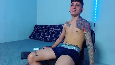Snapshot of mike777jr chatting on December 2024 02:25:02 PM Mike IMDEPENDIENT MODEL online show from December 2024 02:25:02 PM