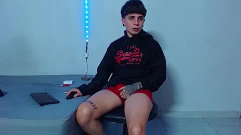 Snapshot of mike777jr chatting on October 2025 02:51:02 PM Mike IMDEPENDIENT MODEL online show from October 2025 02:51:02 PM