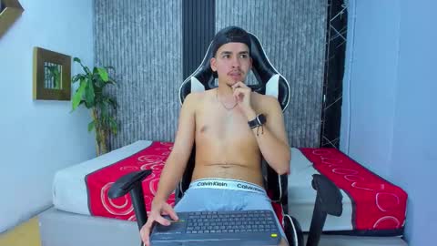 Mike 0233 online show from February 2026 06:40:02 AM