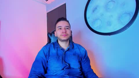 Mike  online show from November 2025 11:44:01 AM