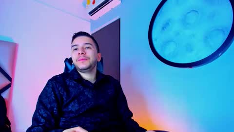 Mike  online show from November 2025 11:57:02 AM