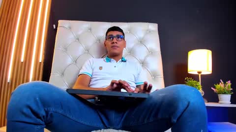 Michael online show from February 2025 12:25:02 PM