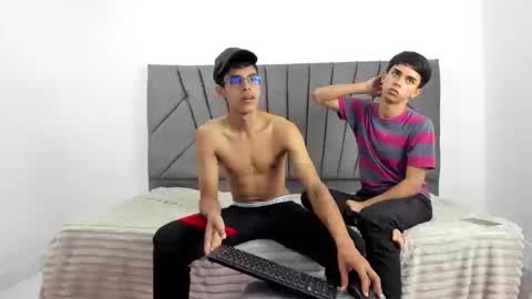 mike and adri online show from October 2025 08:49:01 PM