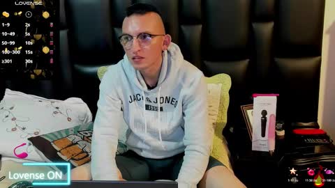 Mike Bennet Make me Cum Please online show from March 2026 10:35:02 PM