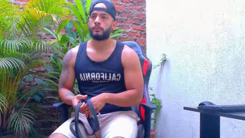 Mike online show from November 2025 12:38:02 PM