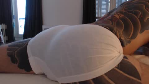 Snapshot of mikeappleseed chatting on November 2025 03:55:02 PM mikeappleseed online show from November 2025 03:55:02 PM