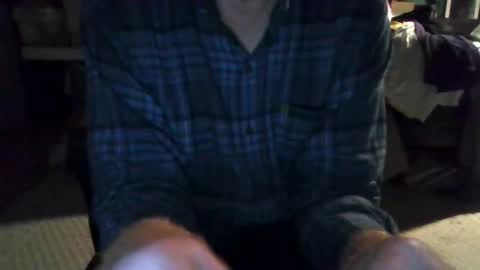 Snapshot of mikeb3200 chatting on December 2024 04:10:02 AM mikeb3200 online show from December 2024 04:10:02 AM