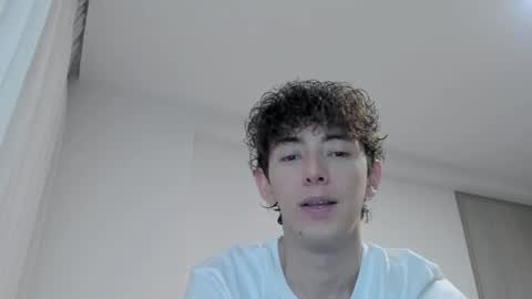 Snapshot of mikebelf4 chatting on September 2025 12:34:01 AM Mikebelf4 online show from September 2025 12:34:01 AM