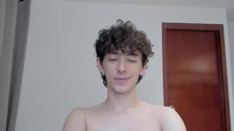 Snapshot of mikebelf4 chatting on October 2025 04:26:01 AM Mikebelf4 online show from October 2025 04:26:01 AM