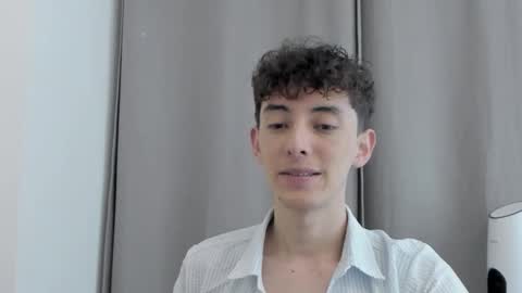 Snapshot of mikebelf4 chatting on October 2025 10:47:01 PM Mikebelf4 online show from October 2025 10:47:01 PM