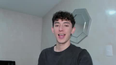 Snapshot of mikebelf4 chatting on November 2025 12:32:01 AM Mikebelf4 online show from November 2025 12:32:01 AM