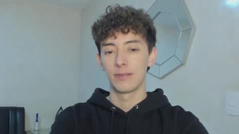 Snapshot of mikebelf4 chatting on November 2025 01:08:02 AM Mikebelf4 online show from November 2025 01:08:02 AM