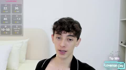 Snapshot of mikebelf4 chatting on April 2026 04:37:01 PM Mikebelf4 online show from April 2026 04:37:01 PM